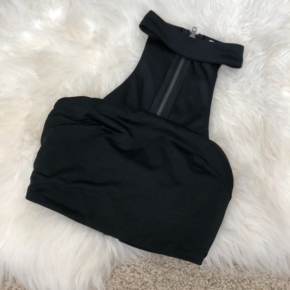 strapless choker top